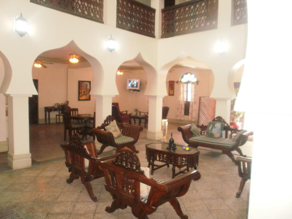 โรงแรมอัสมินิ พาเลซ Zanzibar ภายนอก รูปภาพ